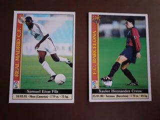 2 cromos album fichas 2000 etoo y xavi mundicromo