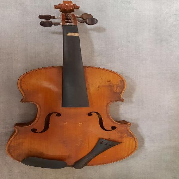 Violon occasion, burie (17770)