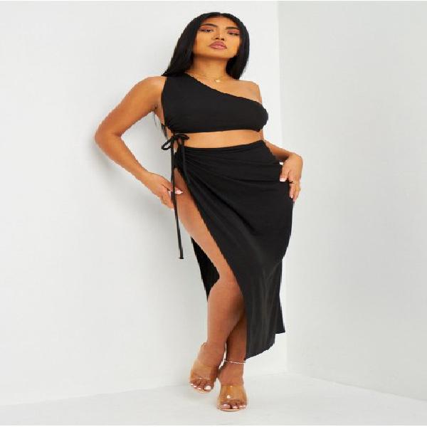 robe longue noire asymétrique et fendue - brentiny paris