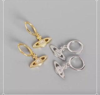 gold / silver planet saturn vivienne hoop earrings