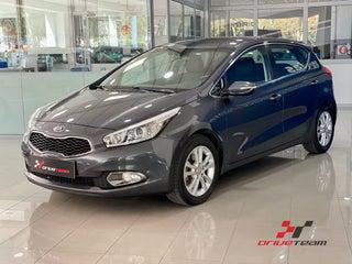 kia ceed drive 73.900km !!