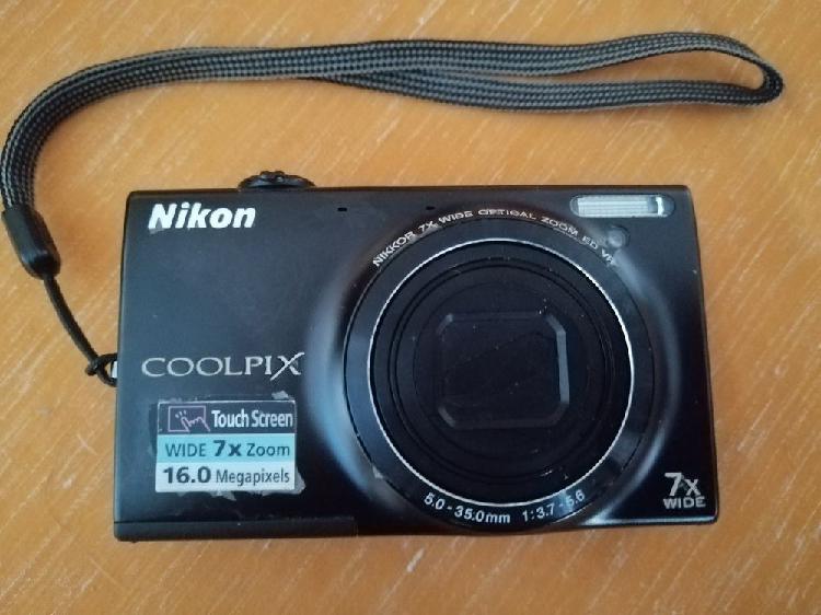 Appareil photo numérique nikon coolpix s6100 ! occasion,