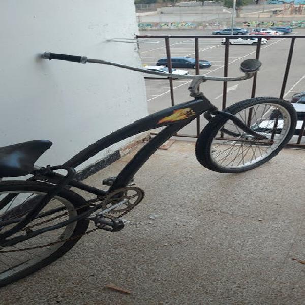 bicicleta lowrider negra