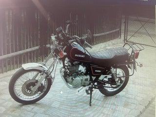 Suzuki gn 250