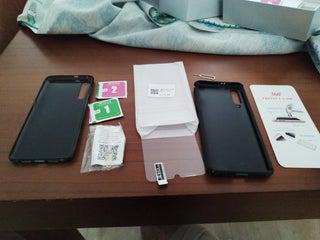 Funda y cristal protector xiaomi mi 9 nuevo