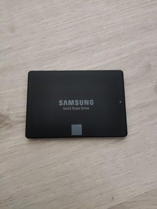 Disco duro sólido ssd samsung evo 250gb