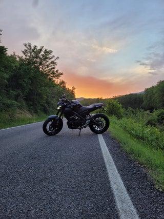 Yamaha mt-125