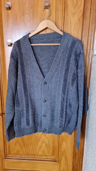 Chaqueta gris oscuro,talla xl,casi nueva sin uso