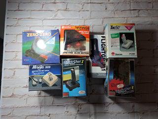 Lote de joystick retro en cajas