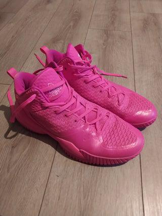 Zapatillas baloncesto peak 46