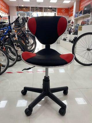 Silla de ordenador negra y roja reclinable