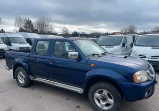 Nissan np300 pick up d22 5places d&#39;occasion / 4x4