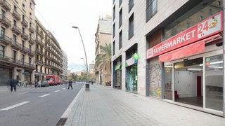 Local en alquiler en la dreta de l&#39;eixample en barcelona