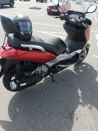 Yamaha xmax 250cc