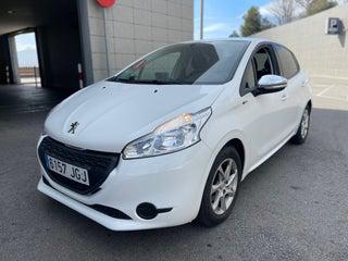 Peugeot 208 2015