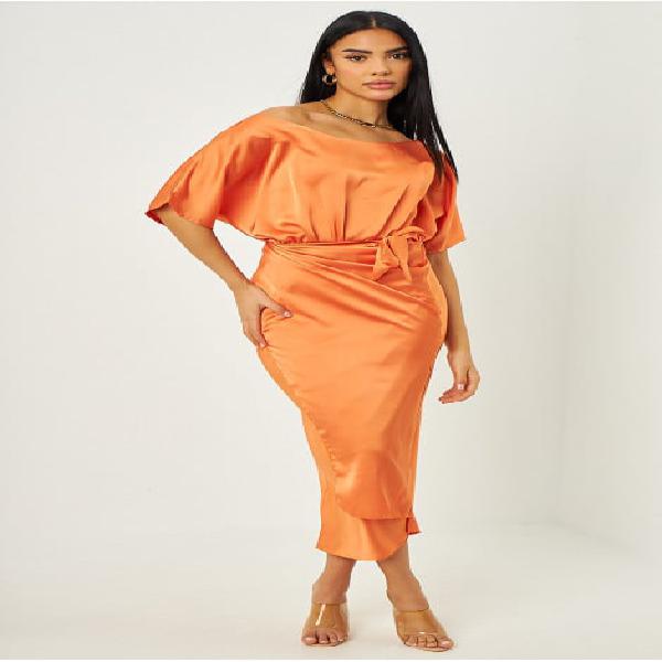 robe satinée à nouer orange - brentiny paris