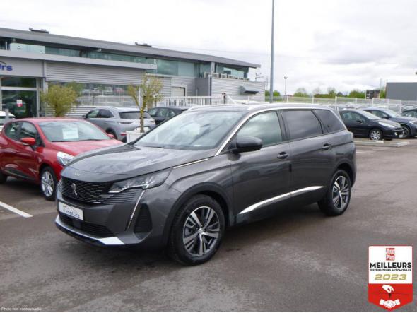 Peugeot 5008 puretech 130 eat8 allure pack +cam