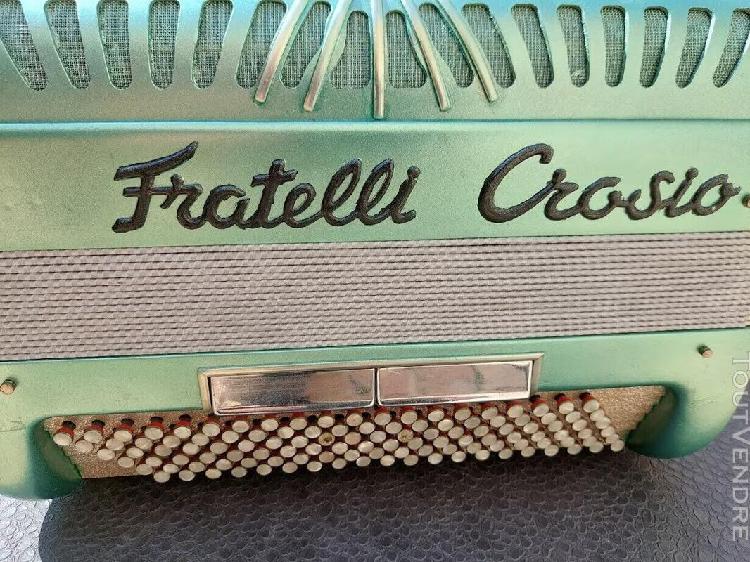 accordeon fratelli crosio 500 €