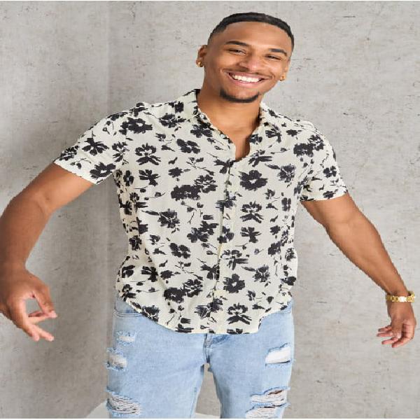 Chemise b'/xc3/xa9'cru b'/xc3/xa0' motif fleuri Chemise b'/xc3/xa9'cru b'/xc3/xa0' motif fleuri