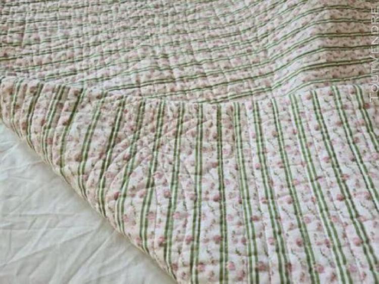 Vintage drap de lit en coton matelasse reversible (250 x 220