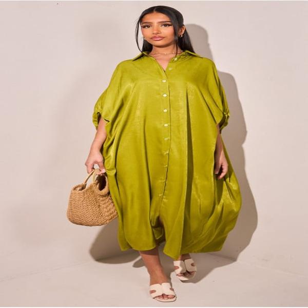 Robe chemise ample satinb'/xc3/xa9'e verte Robe chemise ample satinb'/xc3/xa9'e verte