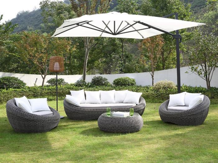 Salon de jardin en résine tressée gris: canapé, 2 fauteuils Salon de jardin en résine tressée gris: canapé, 2 fauteuils